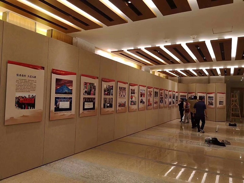2.5米無縫展板